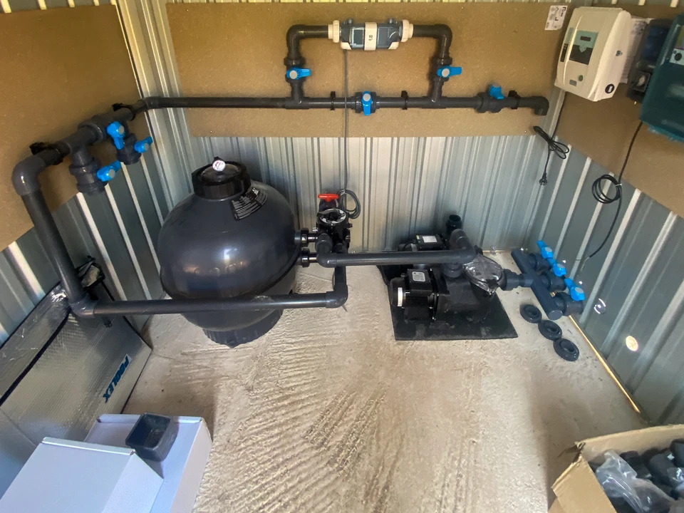 Gros plan sur des systèmes externes d'isolation des parois et de revêtement des façades